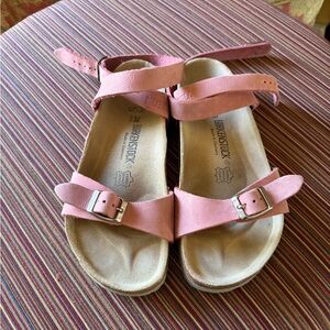 Birkenstock Pink Sandals with Metallic Finish and Adjustable Straps